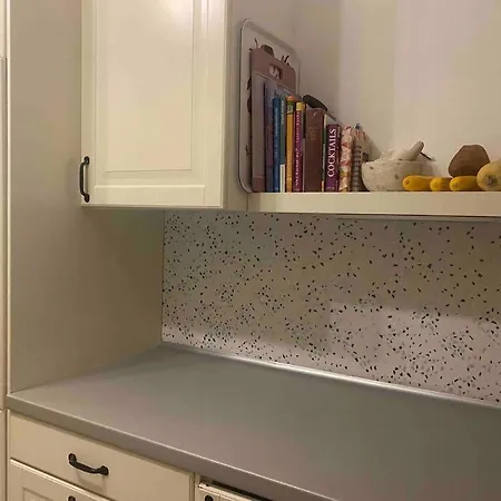 Zentrumsnah-wohnung Mit Balkon Appartement