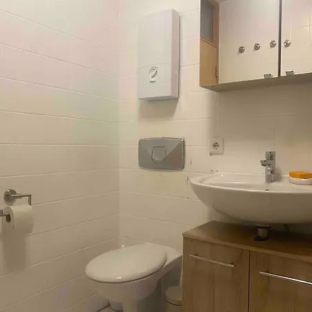 Appartamento Zentrumsnah-wohnung Mit Balkon