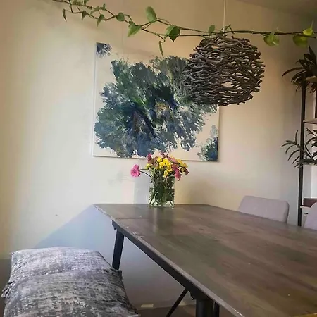 Zentrumsnah-wohnung Mit Balkon Appartamento *