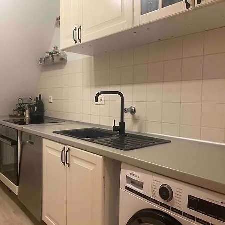Appartement Zentrumsnah-wohnung Mit Balkon